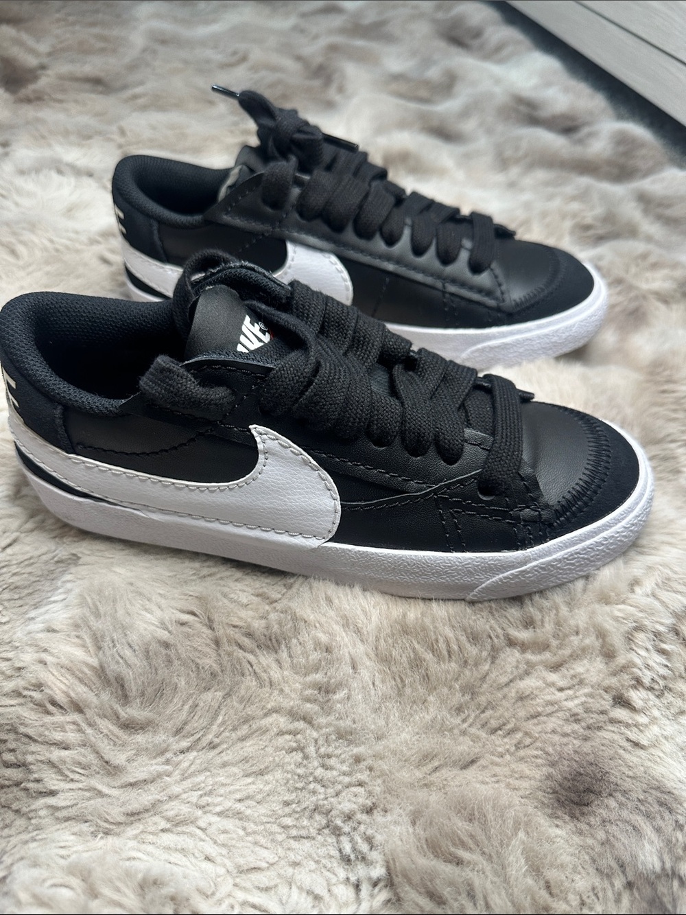 Nike Blazer Low 77 Jumbo (Women’s)